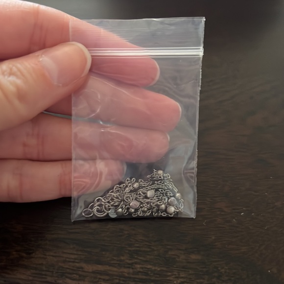 Minimalist dots and drops sterling silver necklace - Picture 9 of 9